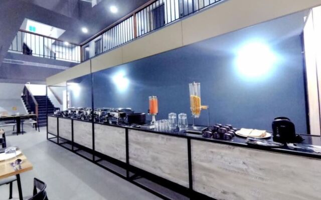 VITS Select Kudro Destinn