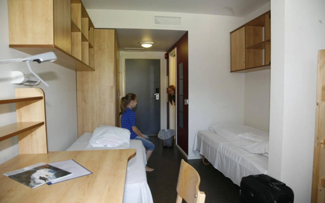 Førde Vandrerhjem - Hostel
