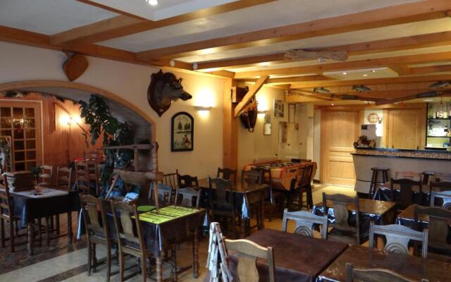 Hôtel Restaurant Aux Touristes