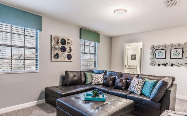 1495 Rolling Fairway Drive