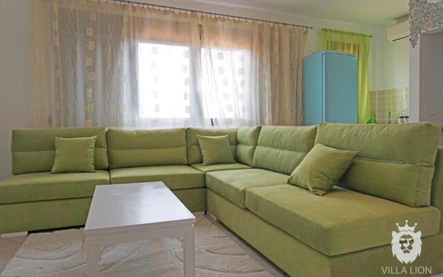 Villa Lion