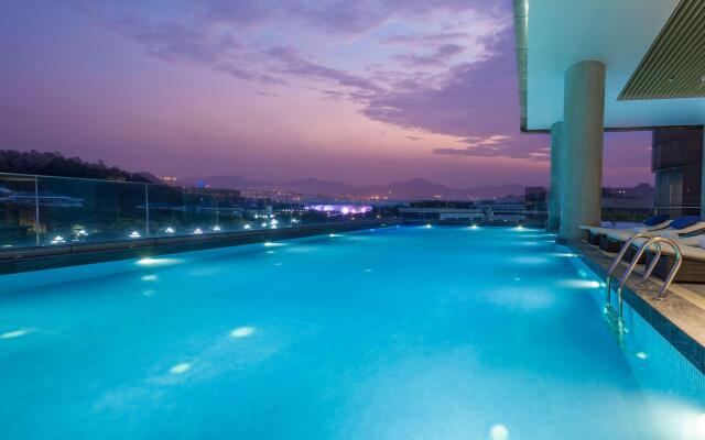 DoubleTree by Hilton Guangzhou Science City-Free Shuttle Bus Service During Canton Fair Period