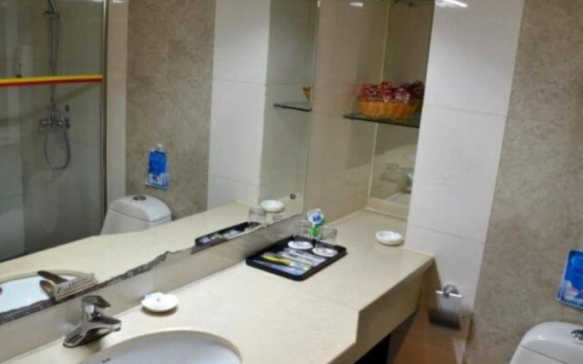 Super 8 Hotel Yazhong - Urumqi