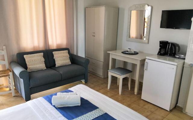 Sofia's Studios & Apartments