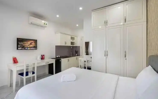 Lotus Hotel 18 Nguyen Phi Khanh