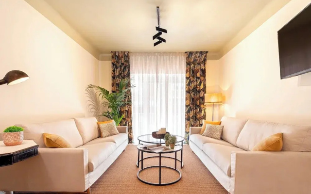 Wonderful 5-bedroom Apart in Granada. Recogidas II