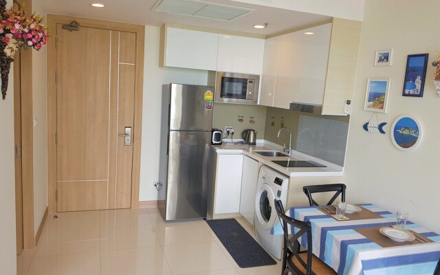 Riviera 1BR Sea View B1608