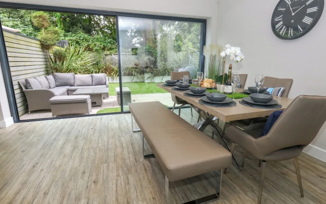 66A Danecourt Road