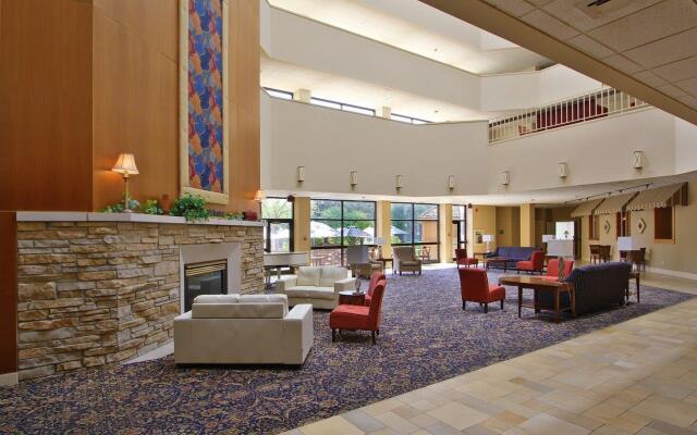 Hotel Mead Resorts & Conventions Center