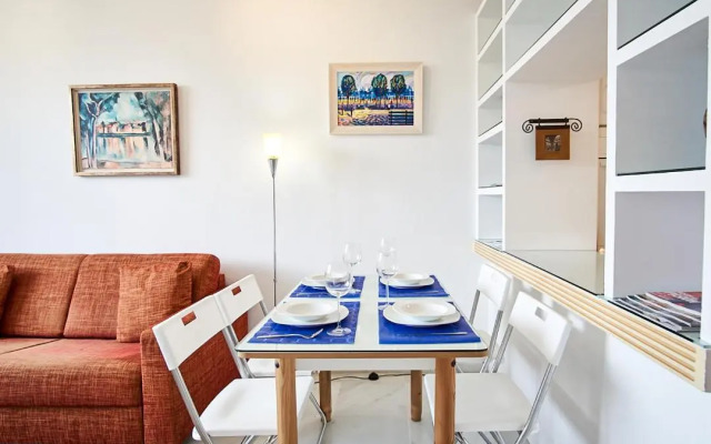 San Jacinto Triana Suite by Valcambre