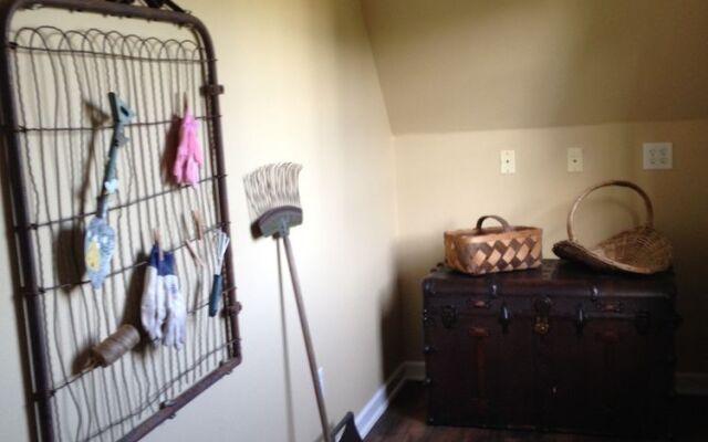 Honey Farm Bed & Breakfast