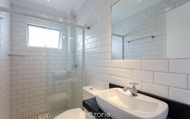 Apto 300m da praia Cachoeira do Bom Jesus CBJ3024