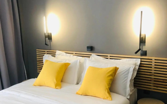 Metropolitan Complex Suite 2@faliro