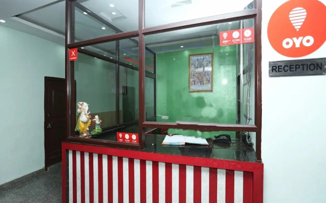 OYO 11556 Om Guest House Residency
