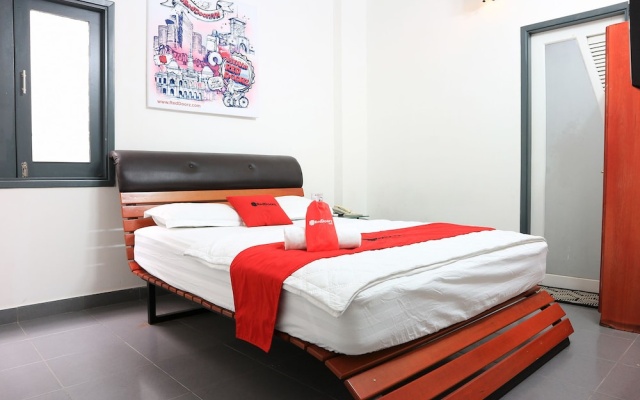 RedDoorz near Gia Dinh Church – Guest Rooms – Ho Chi Minh City