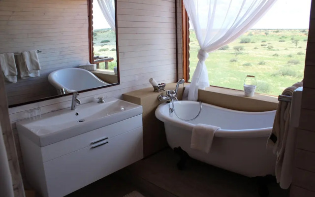 Bagatelle Kalahari Game Ranch