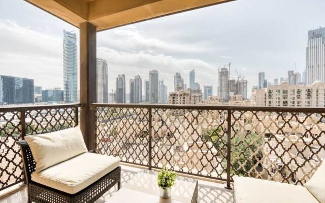 Retreat to Elegant Apartment in Old Town