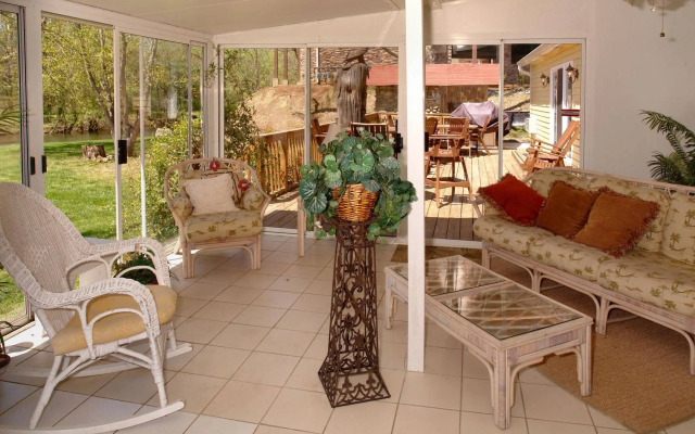 Appleview River Resort