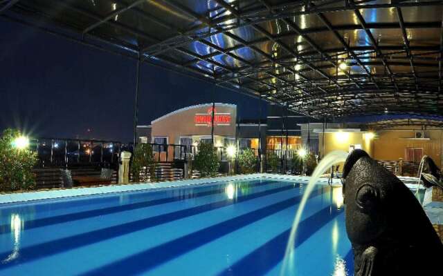 Grand Tryas Hotel
