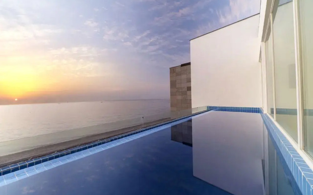 Daytona Pool Villa