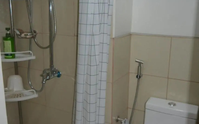 Paranaque SM-Sucat Field Res. Bldg 5, 2/F, 2BR with Balcony