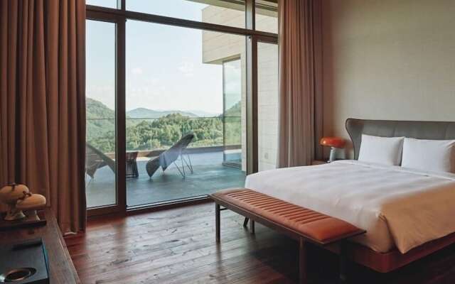 Sagewood Hongcheon Hotel