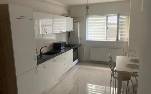 Alexandra Home