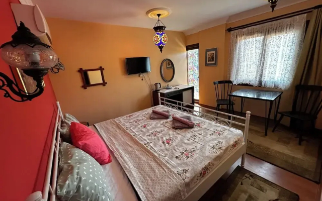 Efes Linden House