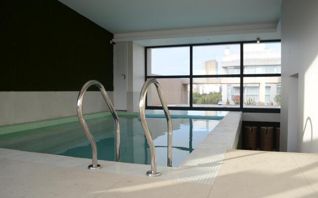 Nuit Hotel