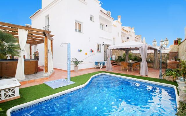 1057 Villa Maite