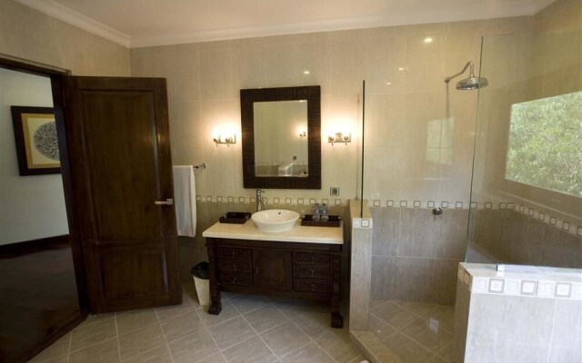 Citrus Tree Villas - Royalty