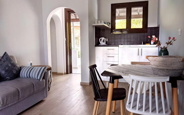 Villa Karina - Near Achladies Beach