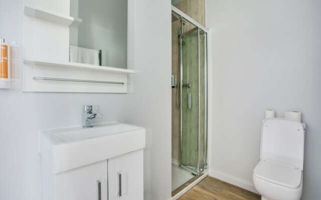 OYO Studiotel GY - Modern Hotel Apartments