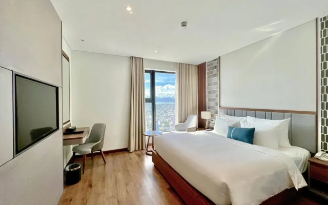 Peninsula Hotel Danang