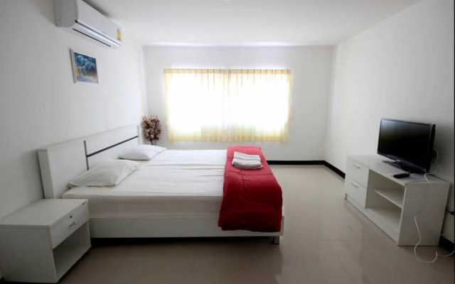 M Plus 2 Apartments