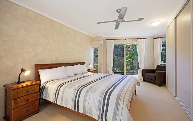 Tropical 5 bedroom family getaway in Noosa Heads