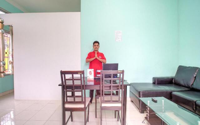 OYO 3241 Grand Suites Palace 4