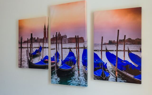 Апартаменты, Оружейный пер., 13