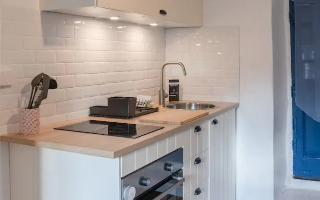 Small Cocoon for 2 by the sea