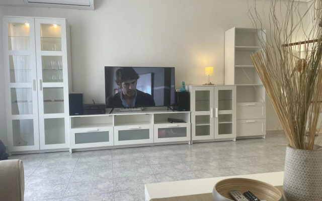 AlteaWohnung - Life: Pueblo, Iglesia, Pool, Montana