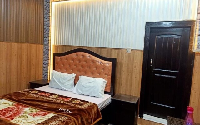 Hotel Hill Palace