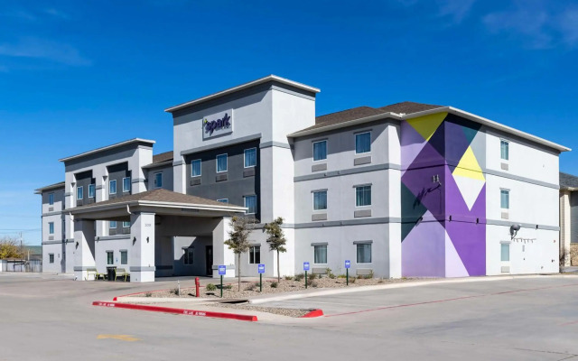 Spark by Hilton Midland South