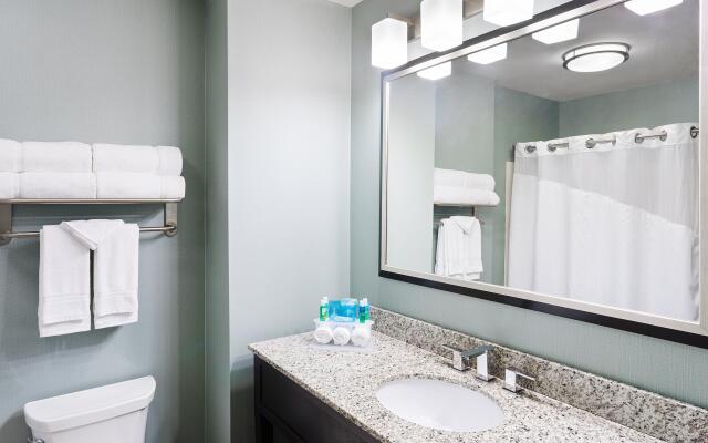 Holiday Inn Express & Suites Stroudsburg-Poconos by IHG