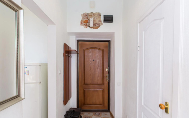 Апартаменти вул. Театральна 26 з балконом на Вернісаж.