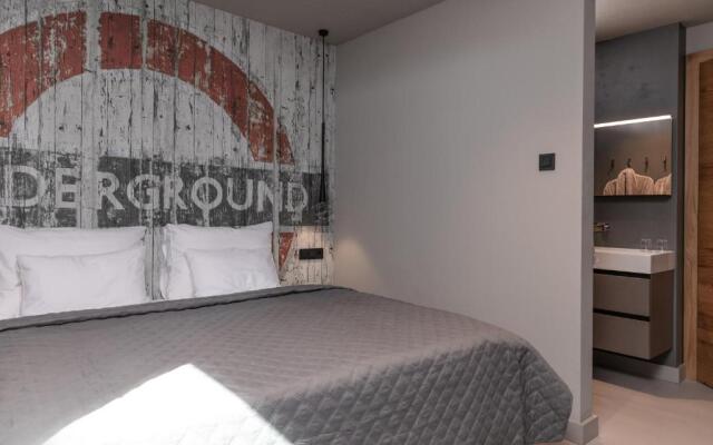 EAST GOING TRIPLE A Apartments