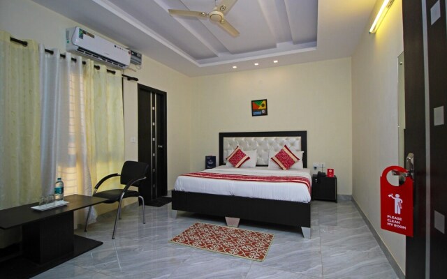 OYO 9074 Mascot TREO