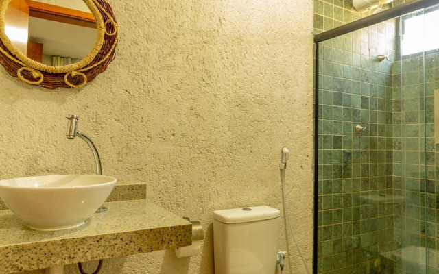 Casa com Piscina Privativa Lambari 06 by Qavi