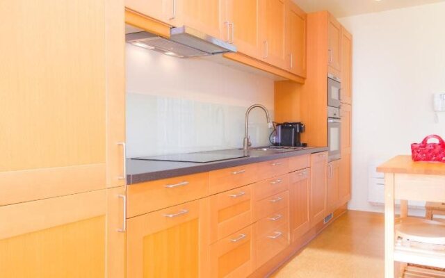 Liiiving In Caminha - Lawny Pool House