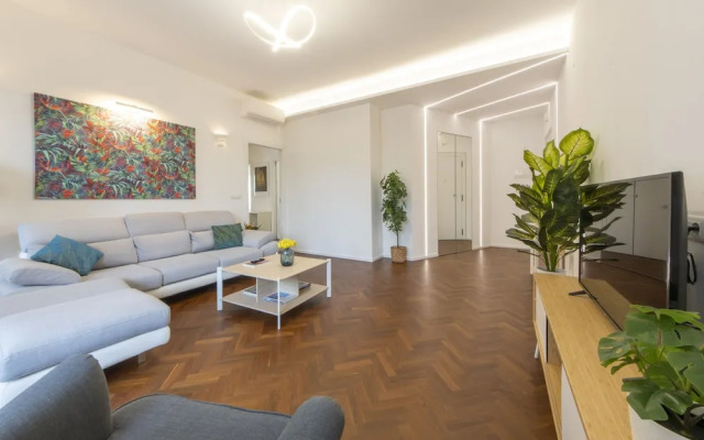 Housmart Fossolo 28 (Limited Hours Front Desk Need To Contact Property In Advance)
