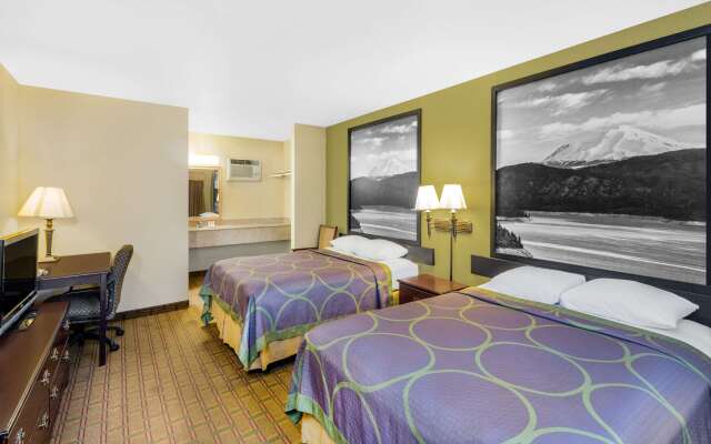 Super 8 by Wyndham Corning